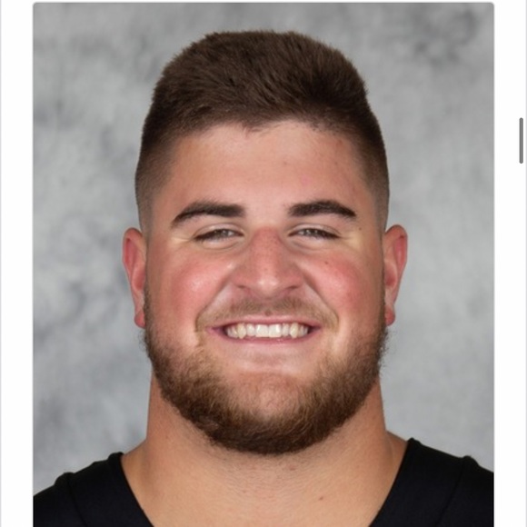 Profile Picture of Kyle Gibson (@kylegibson140) on Poshmark