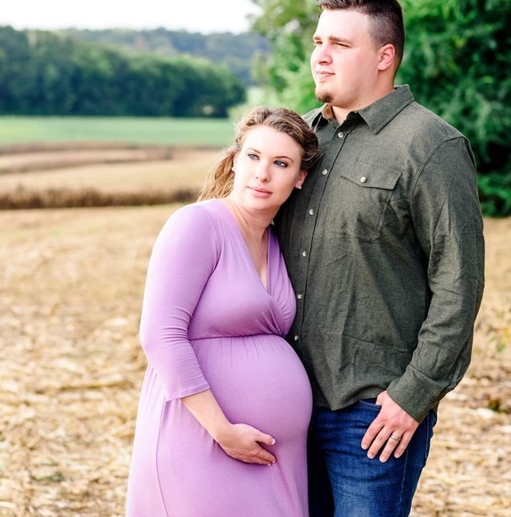 Profile Picture of Kendra Preslar (@funsizedrocker) on Poshmark