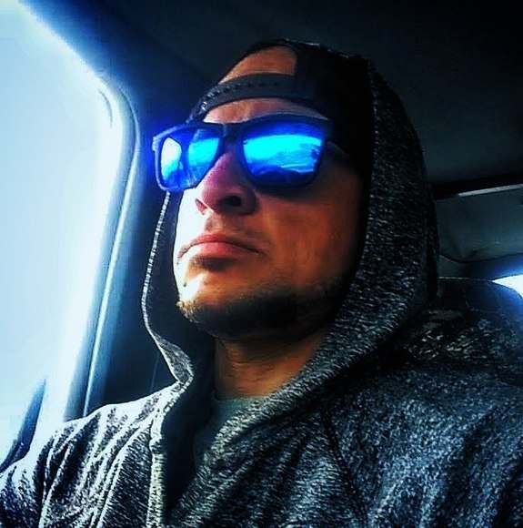 Profile Picture of Conley Pellerin (@conley406) on Poshmark