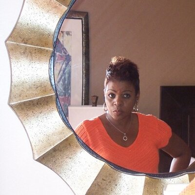 Profile Picture of Cynthia McClure (@Takingover22) on Twitter