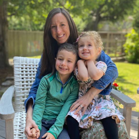 Profile Picture of Bria Moore (@briabmoore) on Poshmark