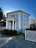 Profile Picture of McElroy Octagon Houseon Wikipedia