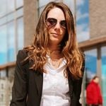 Profile Picture of Elizabeth (@lizziesmile1) on Instagram