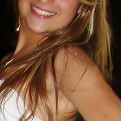 Profile Picture of Nathalia Fonseca (@Twitandocom) on Twitter