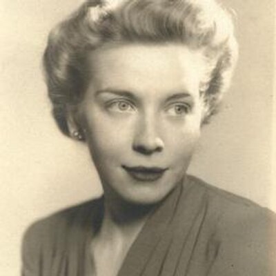 Profile Picture of Amy C. Wolfe (@AmyCWolfe) on Twitter