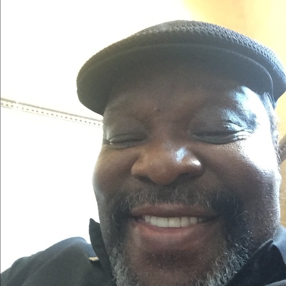 Profile Picture of Charles Keyes (@charles2253) on Poshmark