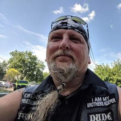 Profile Picture of Ron Burnett (@RonBurn74183779) on Twitter