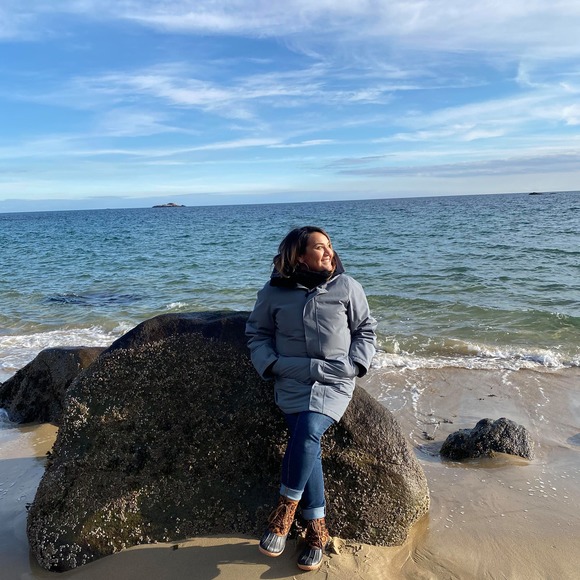 Profile Picture of Tori Bernal (@torib27) on Poshmark