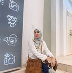 Profile Picture of Lisa Arbain (Ahlia Asmin) (@lisa.arbain) on Facebook