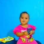 Lara Stephie - Facebook Profile Picture of Lara Stephie (@lara.stephie.2025) on Facebook