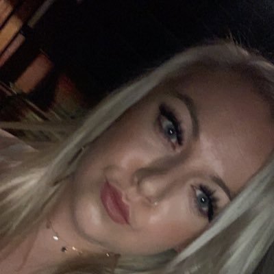 Profile Picture of Kerri Myles (@kerrimyles) on Twitter