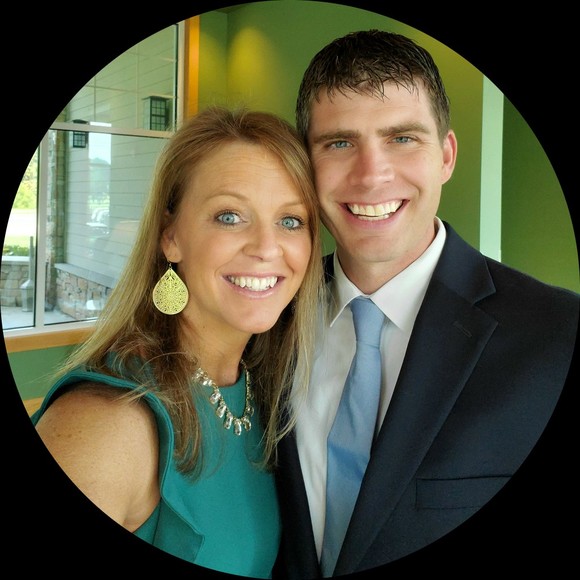 Profile Picture of Alissa Perron (@arperron) on Poshmark
