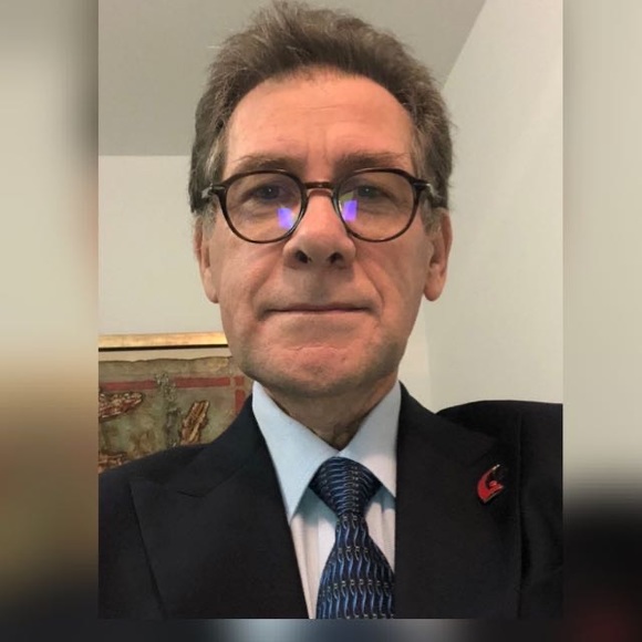 Profile Picture of Mercier Jean marc (@mercier_j) on Poshmark