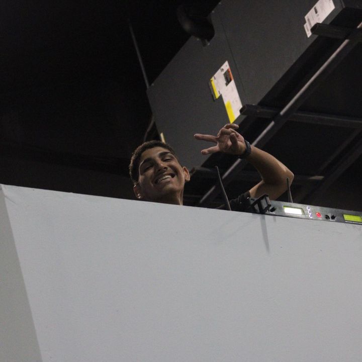 Profile Picture of Kenneth Santana (@kennxth.___) on Tiktok