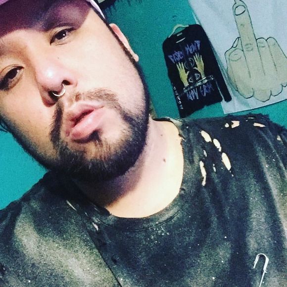 Profile Picture of Aaron Lorenzo (@a2ronlopez) on Poshmark