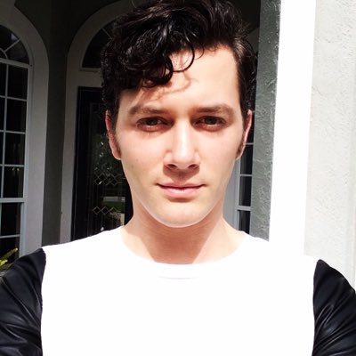 Profile Picture of Tyler Ennis (@TylerEnnis14) on Twitter