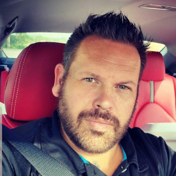 Profile Picture of Shawn Kidwell (@shawnkidwell29) on Poshmark