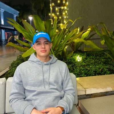 Profile Picture of Jake (@JakeNewWave) on Twitter