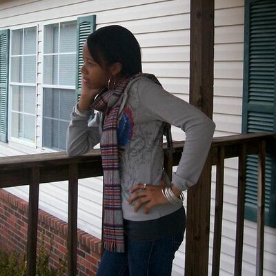 Profile Picture of Simone Manning (@lovergurl03) on Twitter