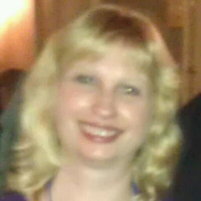 Profile Picture of Julie Holliday (@Jewels1998) on Twitter