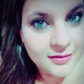 Profile Picture of Marcela Soto (@marchi15) on Pinterest