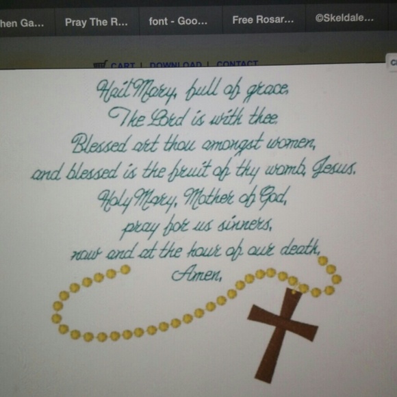 Profile Picture of M Fierro (@happymoon) on Poshmark