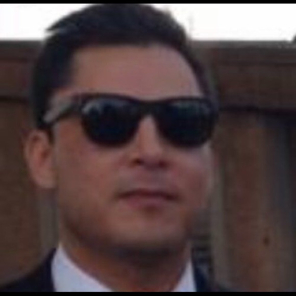 Profile Picture of Edward Knips (@edwardknips) on Poshmark