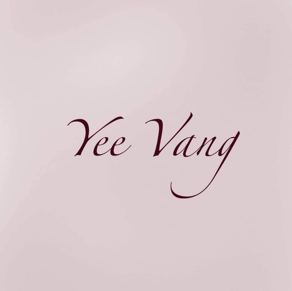 Profile Picture of Yee Vang (@yeevang2002) on Poshmark