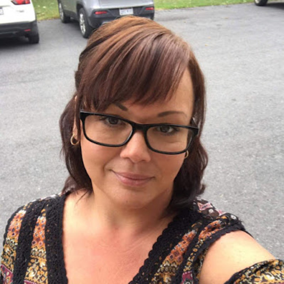 Profile Picture of Casey Newcomb (@ceb7440) on Poshmark