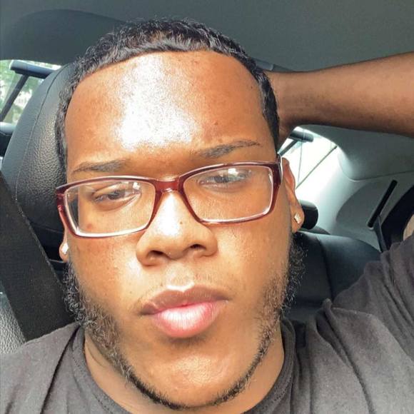 Profile Picture of Jonathan Amaro jr. (@18curlyhead_j) on Poshmark