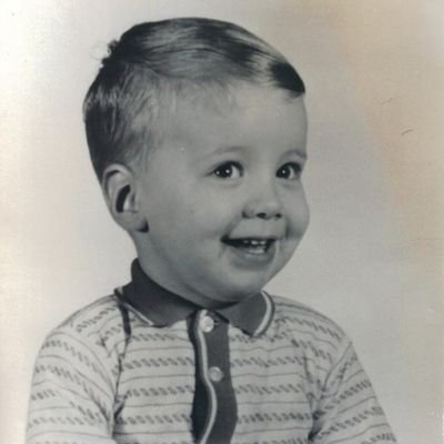 Profile Picture of Tracy Wilson (@Wilson_Author) on Twitter