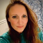 Danielle E LeMaster - Instagram Profile Picture of Danielle E LeMaster (@lizzybizzy13) on Instagram