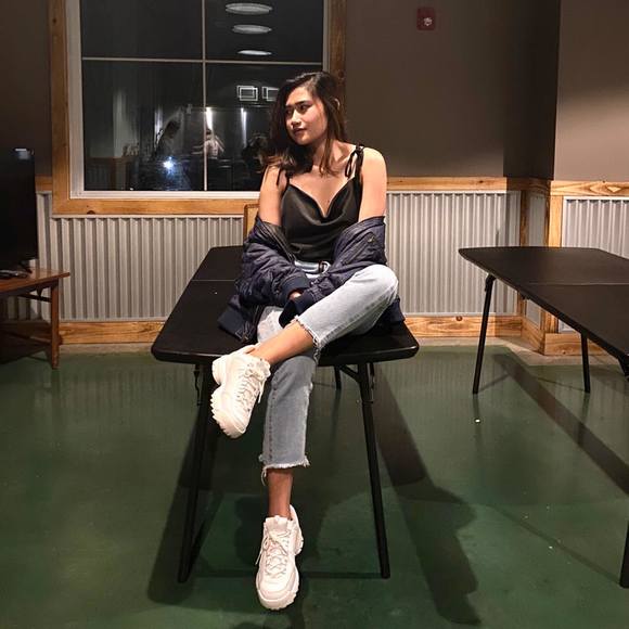 Profile Picture of Rhonamay Cleope (@rhonamay_mark) on Poshmark