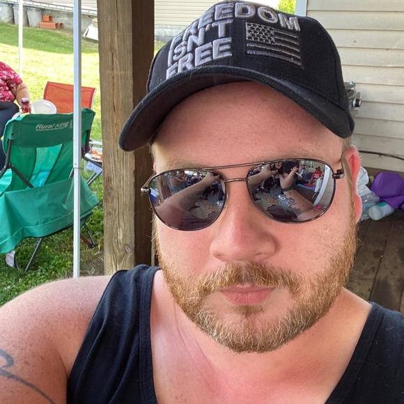 Profile Picture of Chad Ohler (@chadohler) on Poshmark