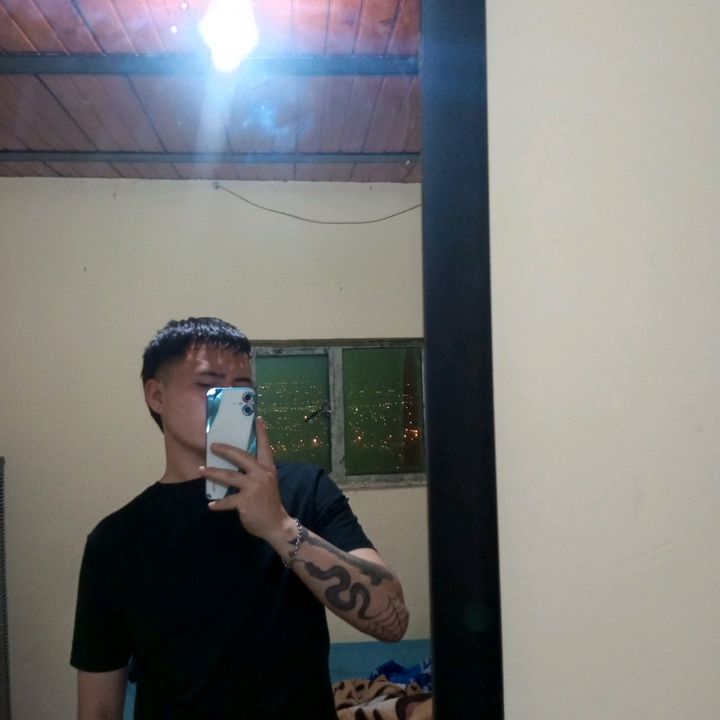 Profile Picture of I V A N :€ (@ivan__cadena) on Tiktok