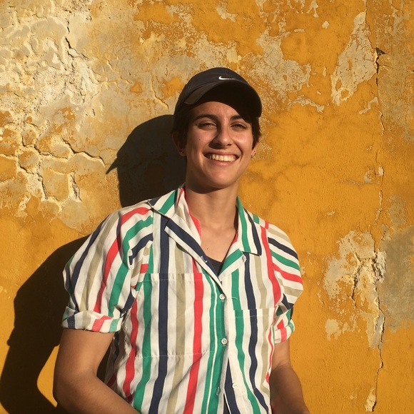 Profile Picture of Maggie Meshnick (@memeshnick) on Poshmark