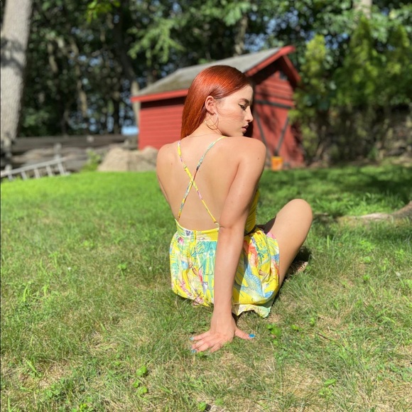 Profile Picture of Genesis Valentin (@gmarvalentin) on Poshmark