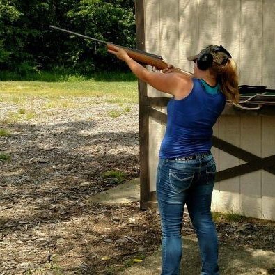 Profile Picture of Danielle E Traver (@Dezzi_ZT) on Twitter