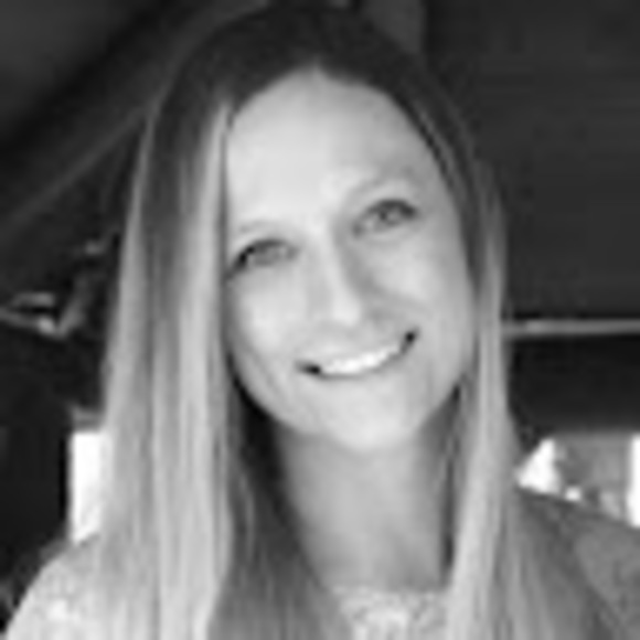 Profile Picture of Alyssa Dalsky (@dalskyaa) on Poshmark