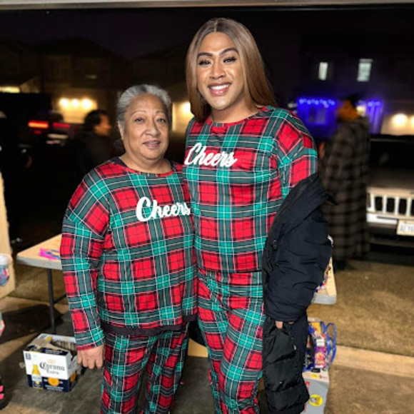 Profile Picture of Patrina Britt (@patrinabritt) on Poshmark