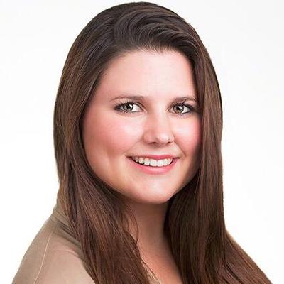 Profile Picture of Julianne Thompson (@julianne_sweat) on Twitter