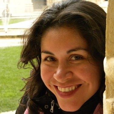 Profile Picture of Lydia Gil (@TuSocialMedia) on Twitter