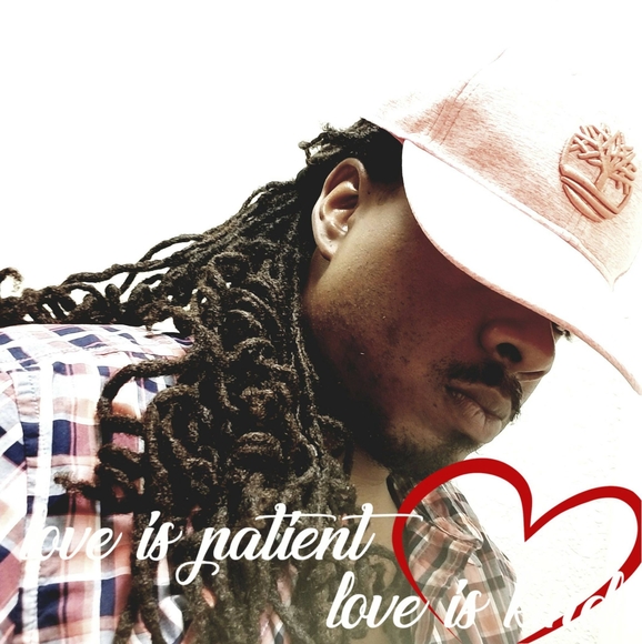 Profile Picture of Ray Tate (@jray9090) on Poshmark