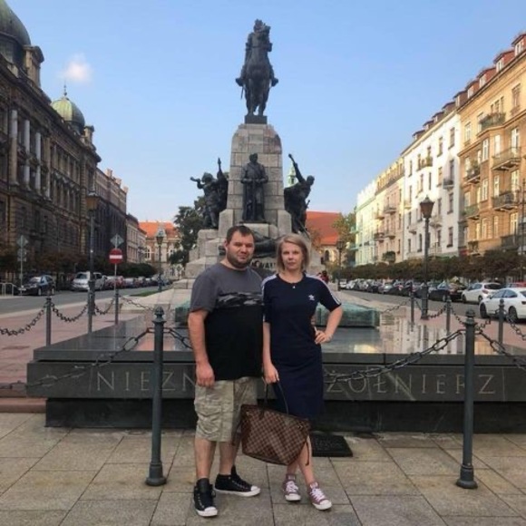 Profile Picture of Tomasz Guzik (@guziktomasz) on Poshmark