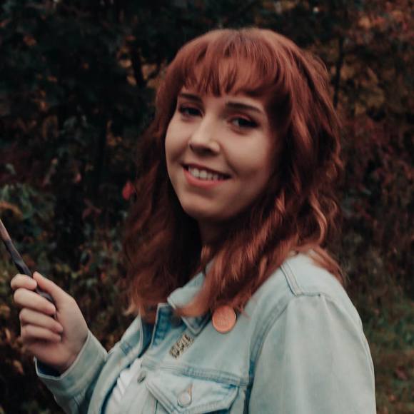 Profile Picture of Ericka Frewin (@erickapf) on Poshmark