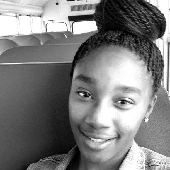 Profile Picture of Briana Cloud (@bcloud1006) on Poshmark