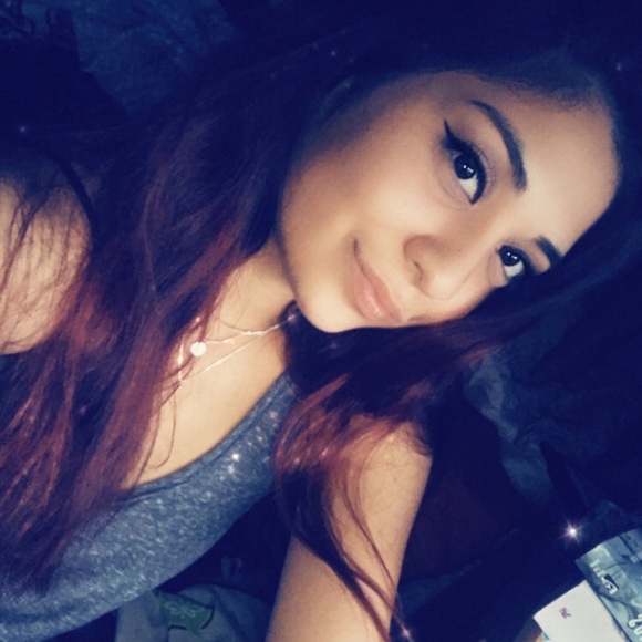 Janette Jauregui - Poshmark Profile Picture of Janette Jauregui (@janettejauregui) on Poshmark