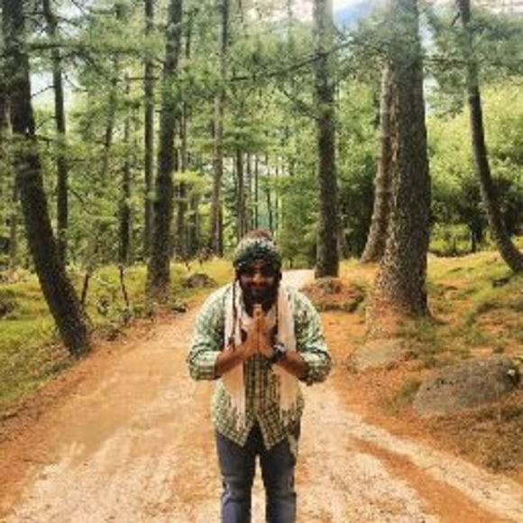 Profile Picture of Dhaval Senjaliya (@dhavalsenjaliya) on Poshmark