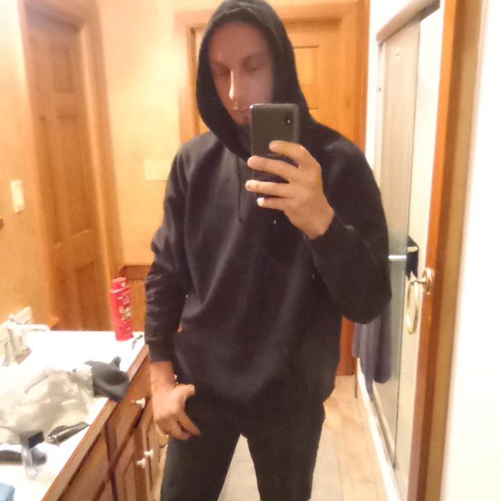 Profile Picture of Greg Stutz (@smallz13charger) on Tiktok