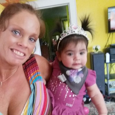 Profile Picture of Alice Cliff (@AliceCliff3) on Twitter